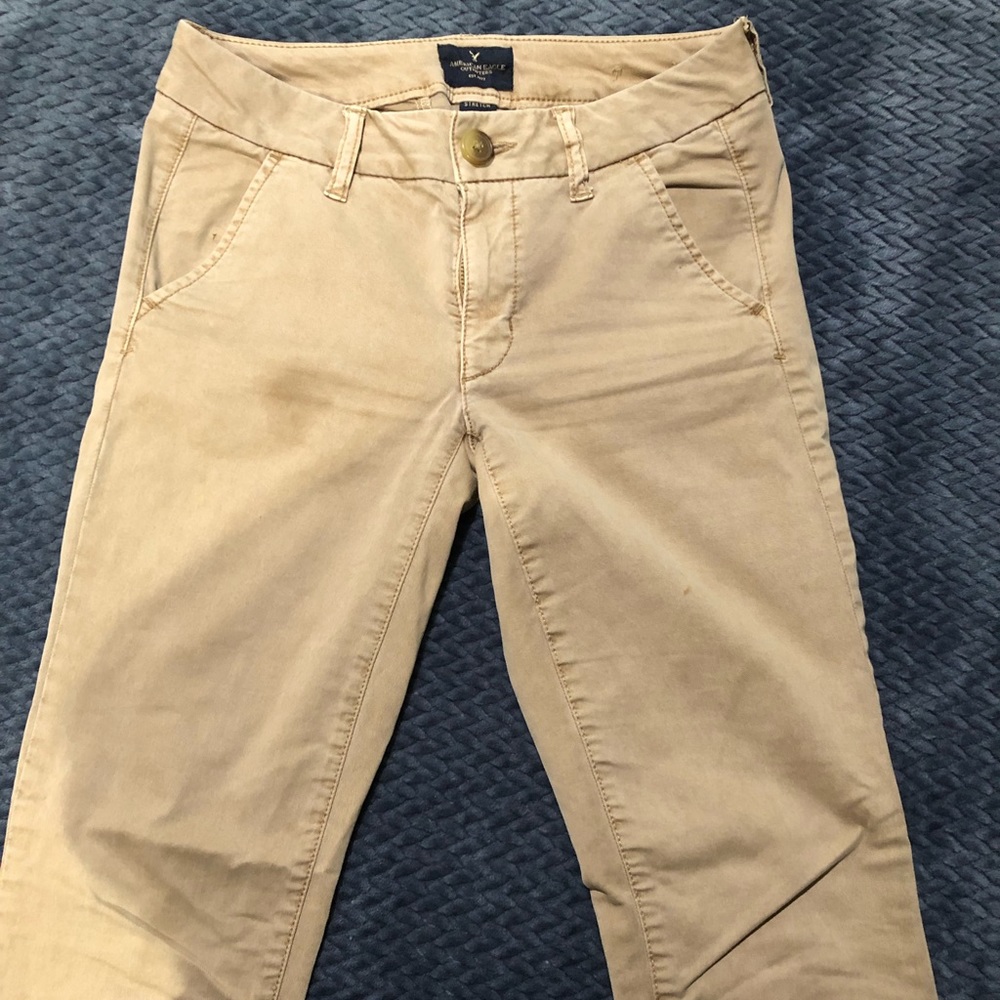 Kaki pants